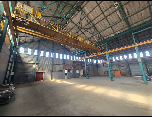3,000M² WAREHOUSE TO LET IN BOKSBURG EAST